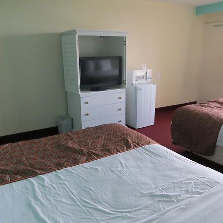 Ramada Downtown Orlando Hotel Exterior photo