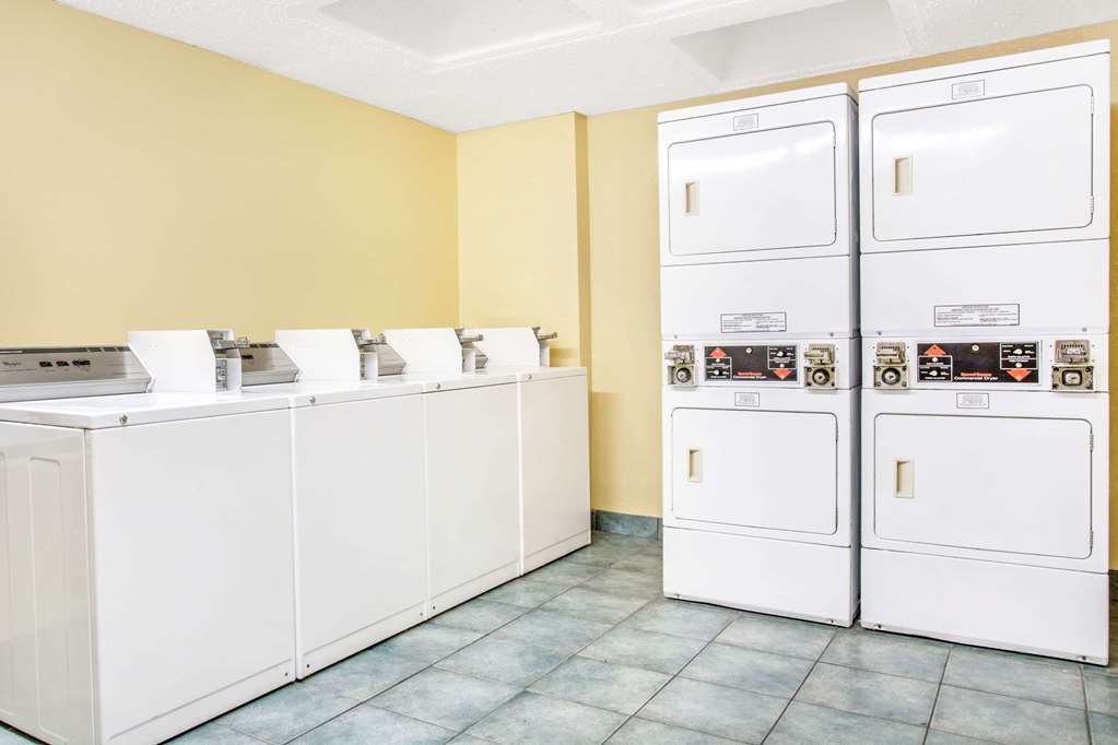 Ramada Downtown Orlando Hotel Facilities photo